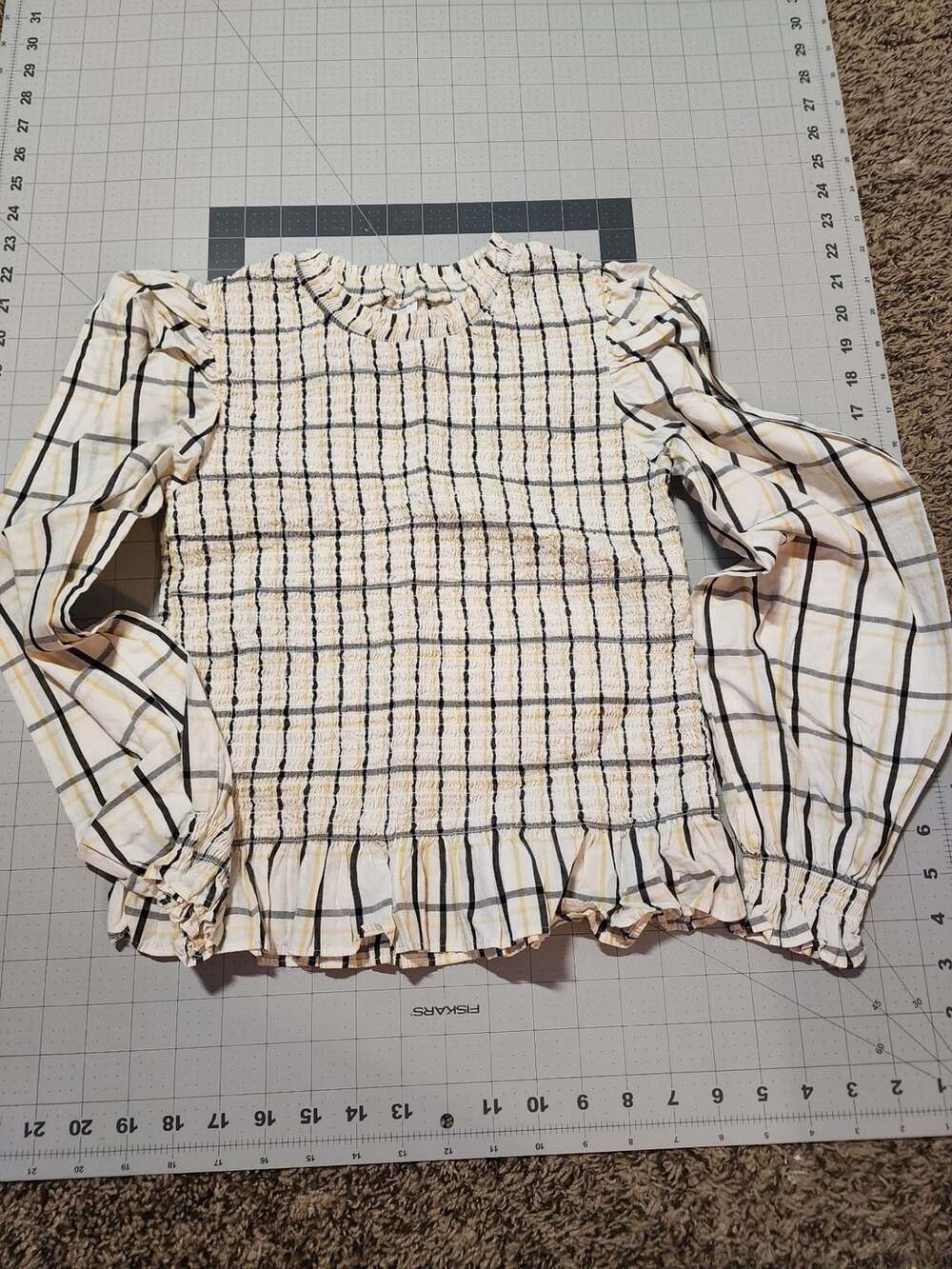 Wonder Nation Smocked Plaid Woven Top Size L 10-12 Cream Black Yellow Blouse